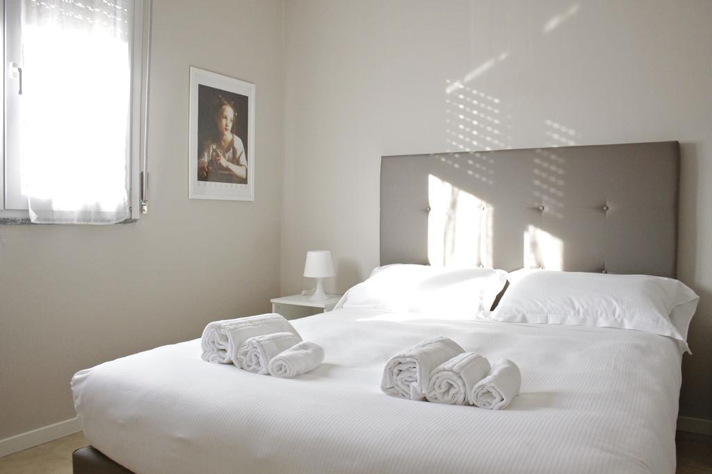 B&B Leonardo Rho Szoba fotó