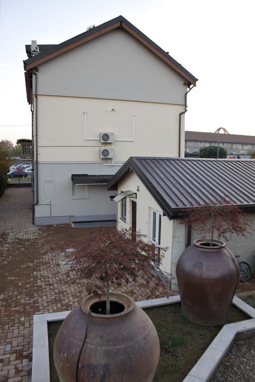 B&B Leonardo Rho Kültér fotó
