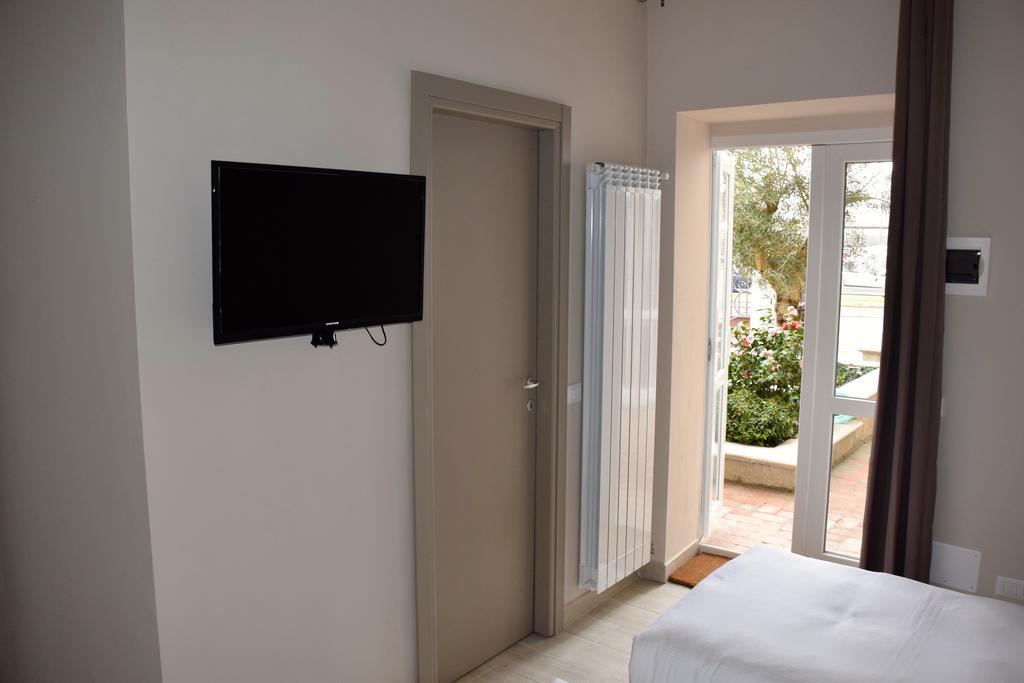 B&B Leonardo Rho Szoba fotó